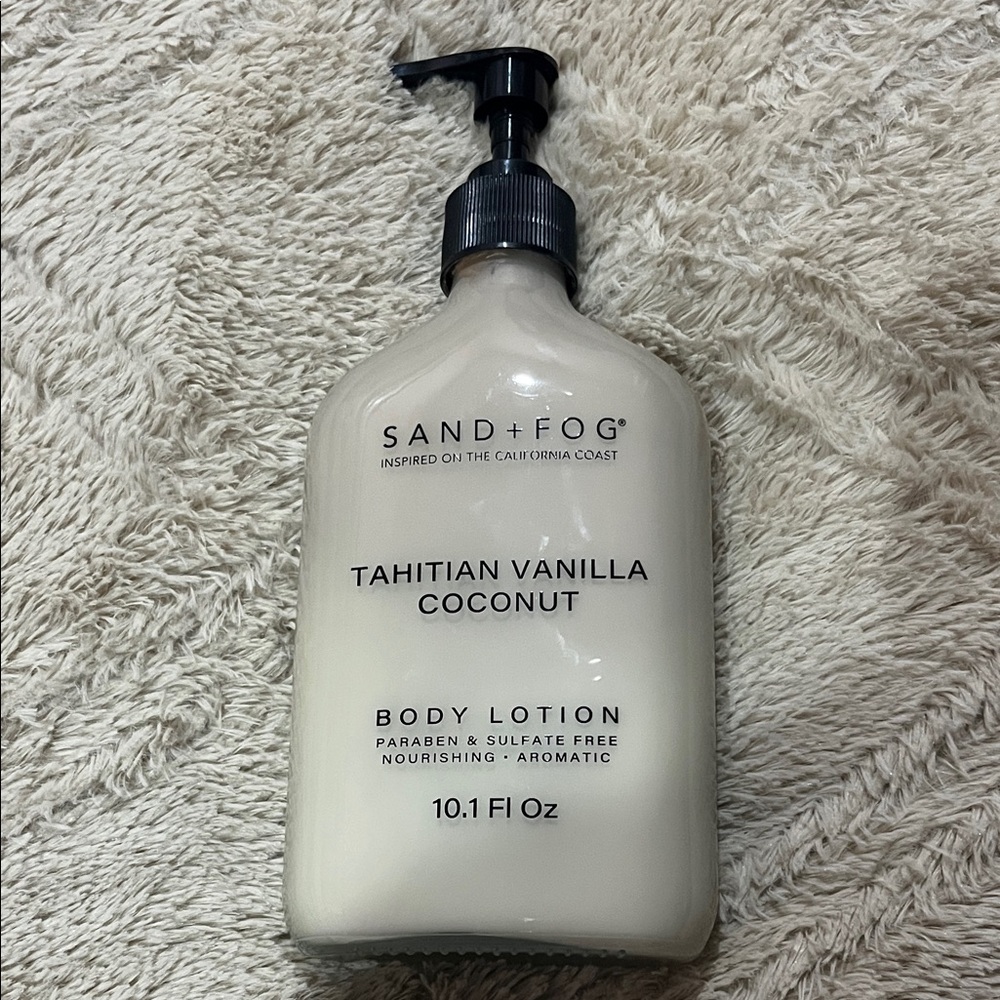 Sand + Fog Tahitian Vanilla Coconut Body Lotion - Cream Glass bottle